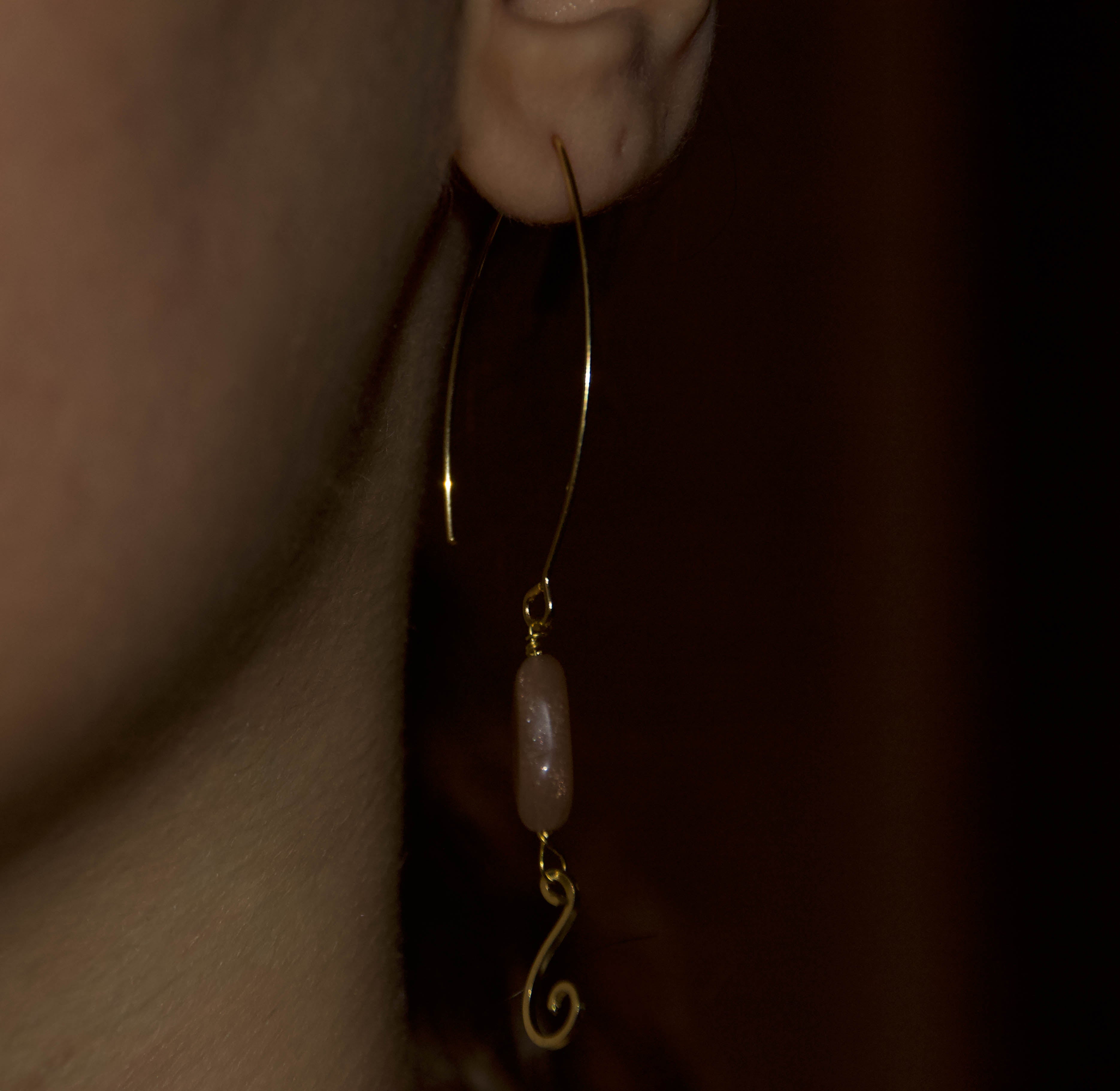 Orecchini in Pietra di Luna Pesca