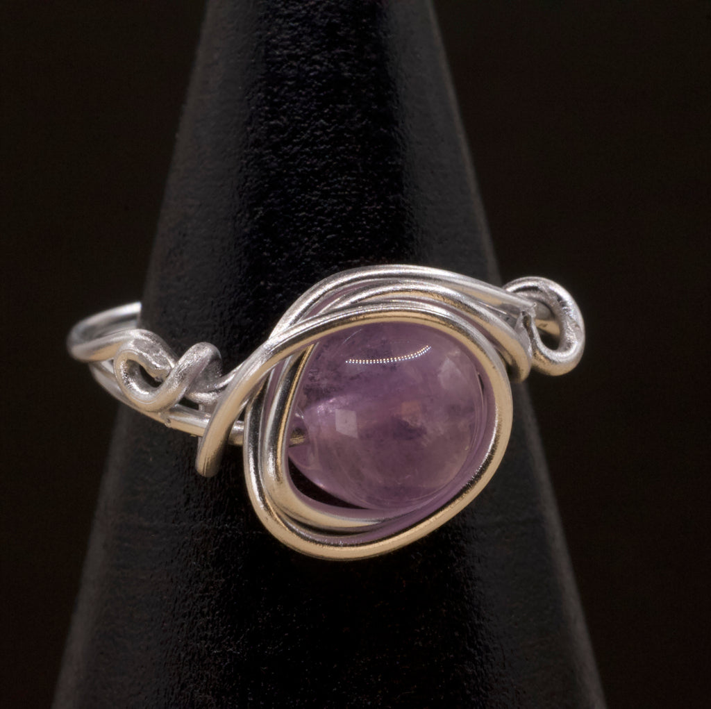Anello in ametista lavanda | intreccio argento chiaro