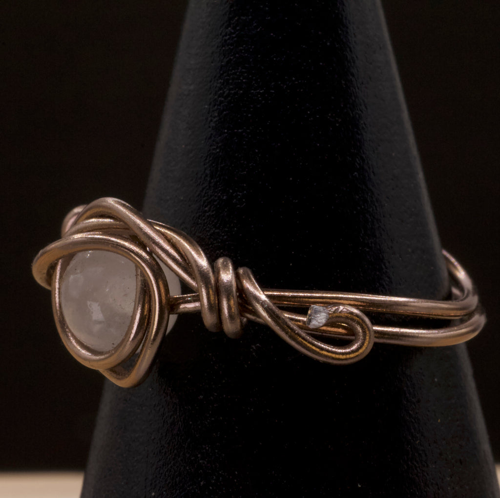 Anello in quarzo rosa | rame intrecciato