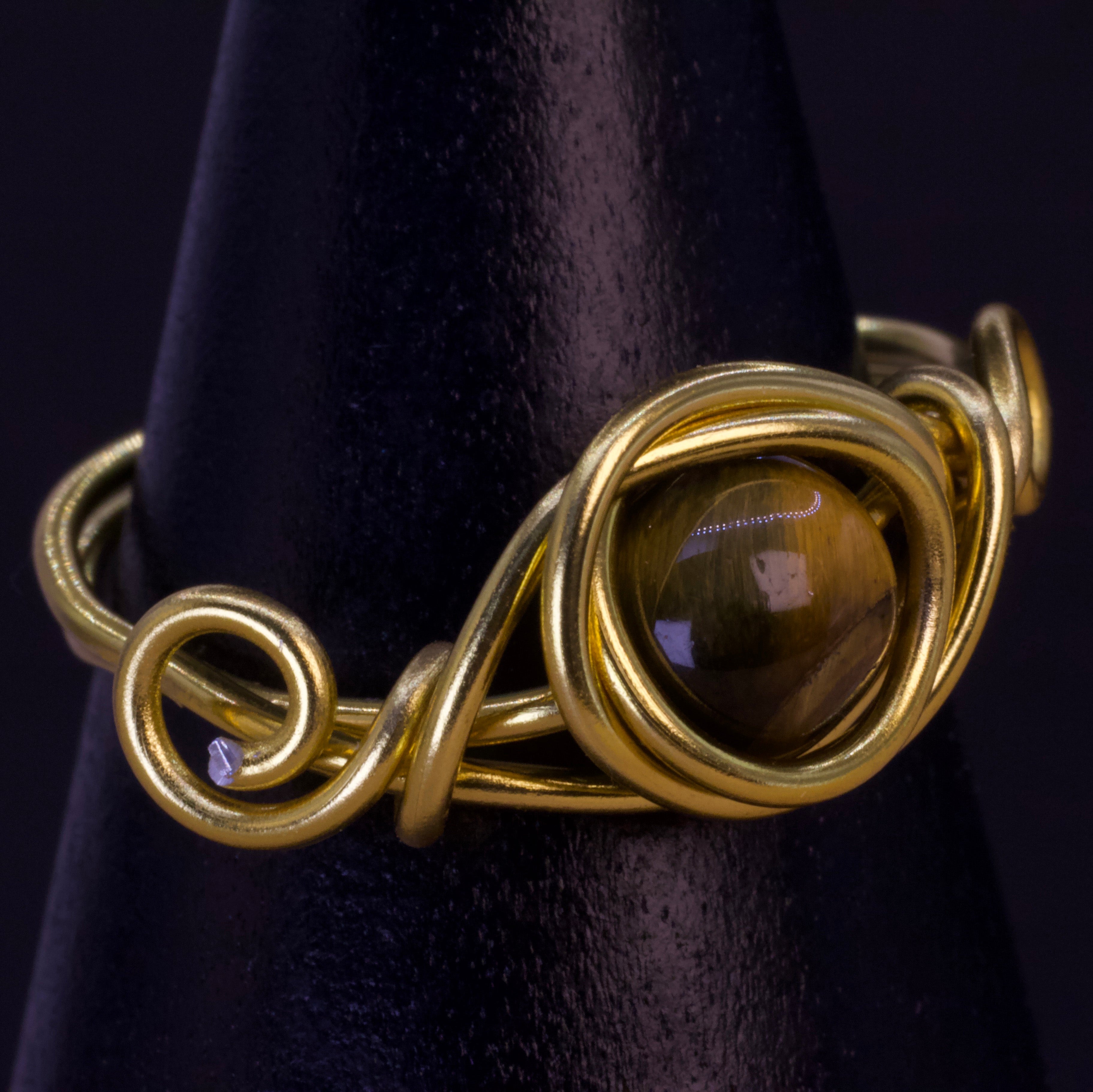 Anello in occhio di tigre