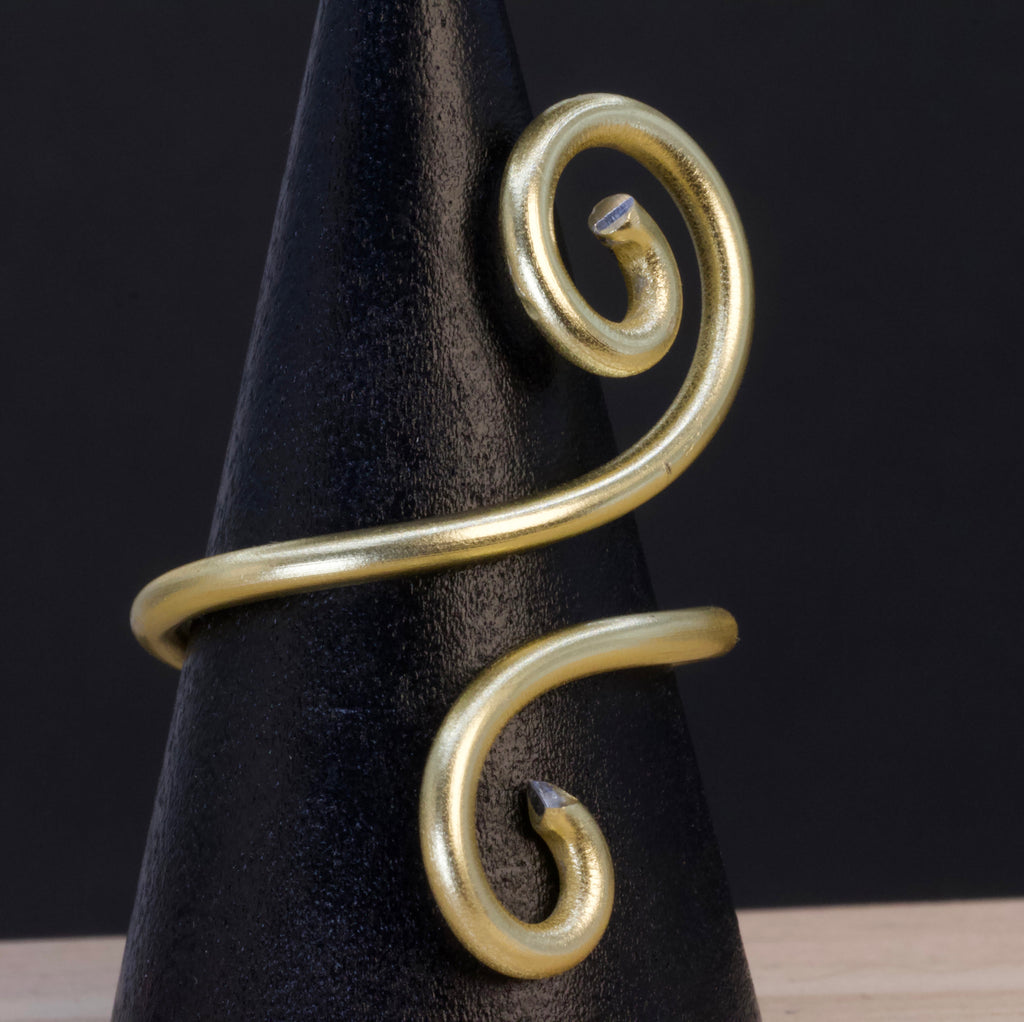 Anello a spirale dorata | linea essenziale