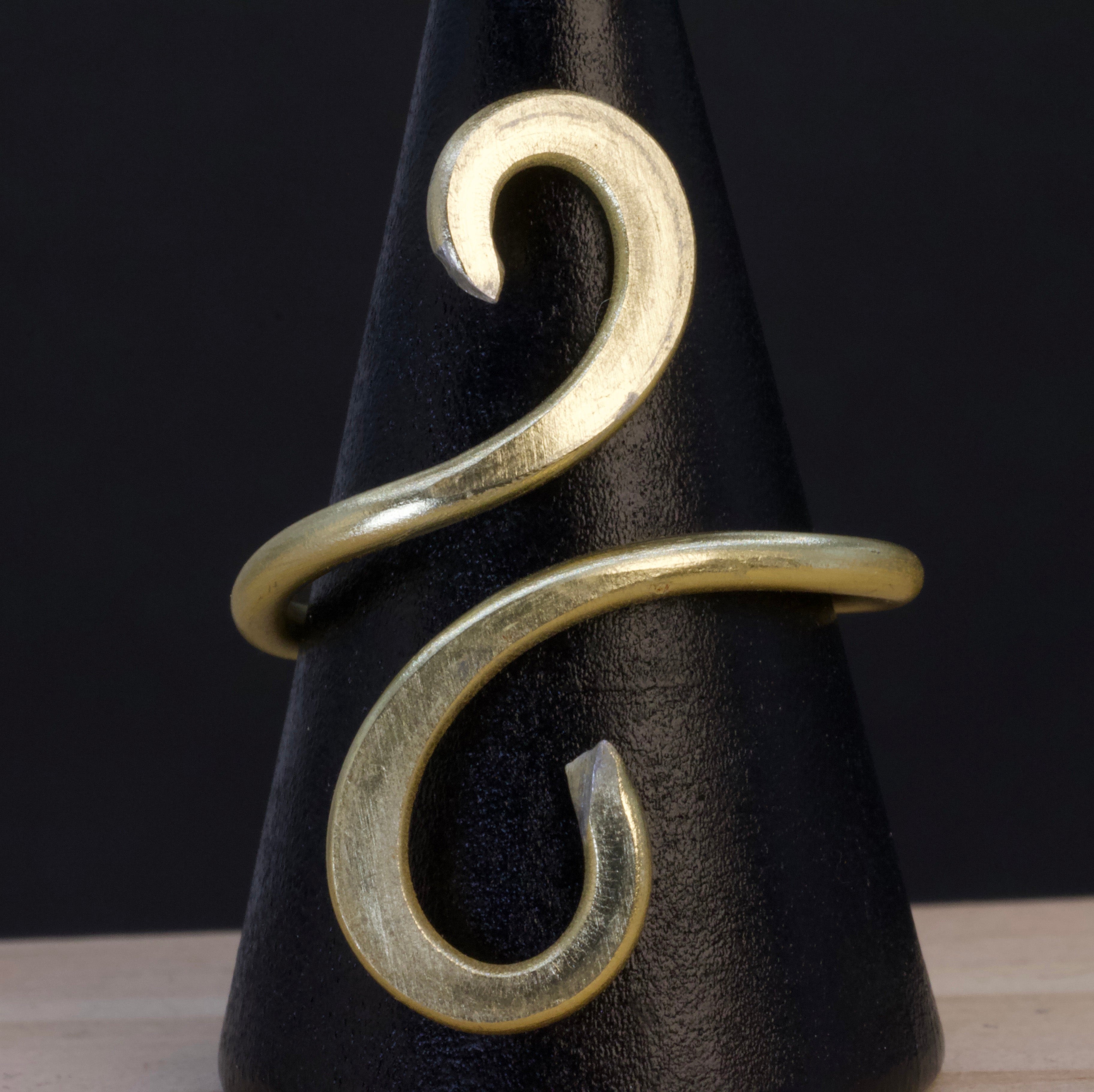 Anello Spirale Dorata | alluminio anallergico regolabile